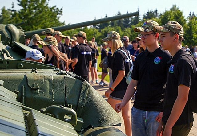 Торжественный митинг на Буйничском поле