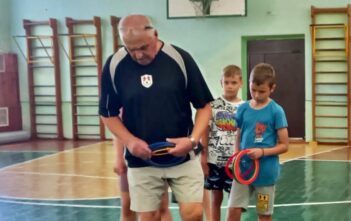 Школьная спортивная площадка