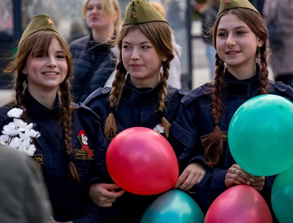 Поёт Победа!