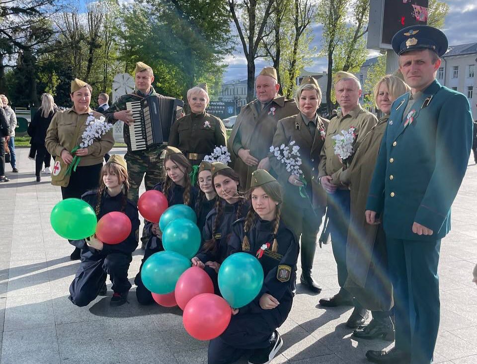 Поёт Победа!