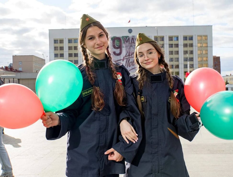 Поёт Победа!