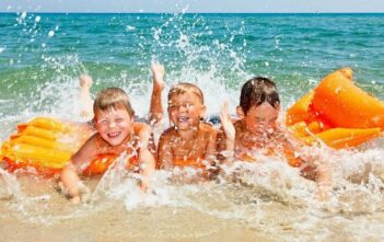 Важно!!! На двух пляжах города запретили купание!