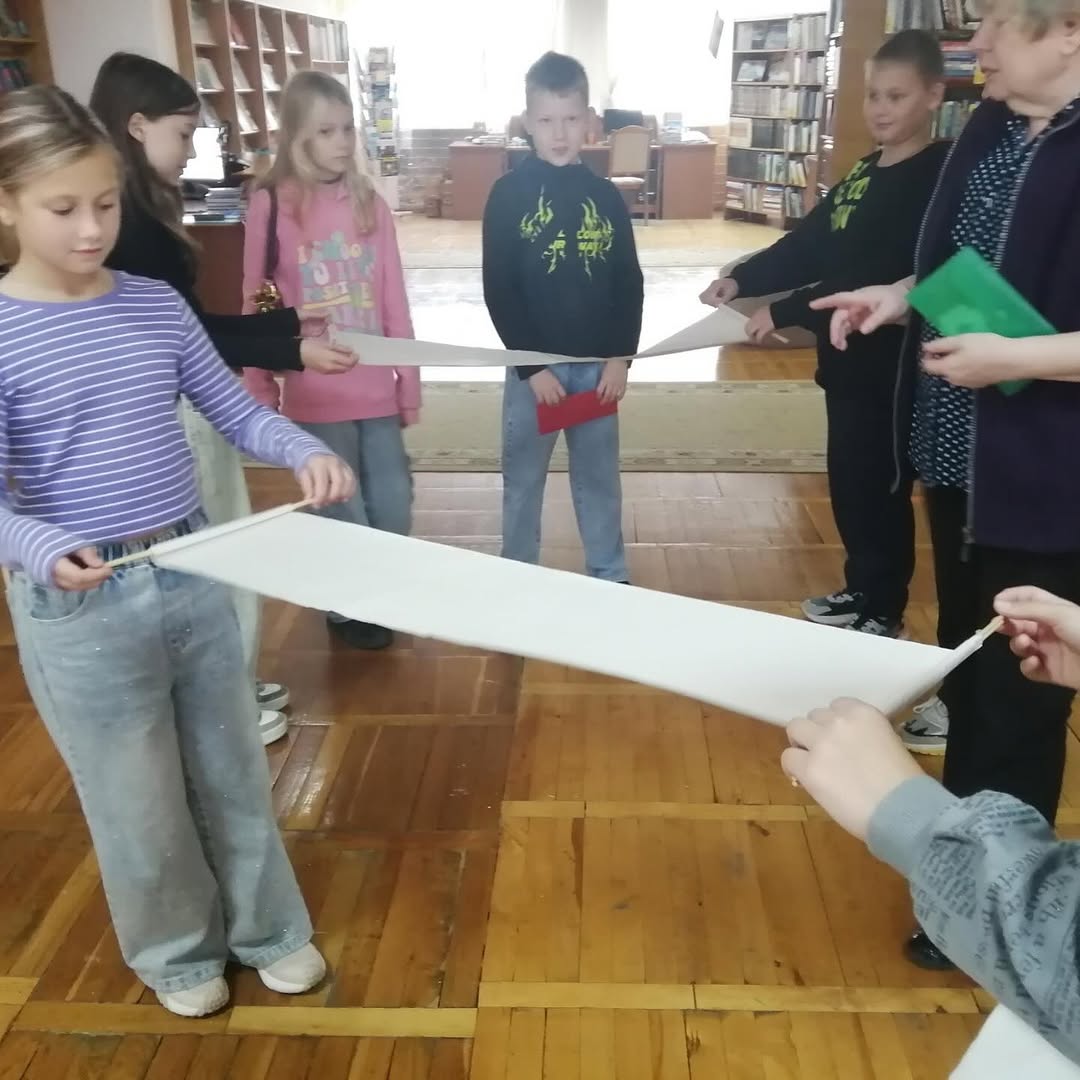 Запишись в библиотеку!