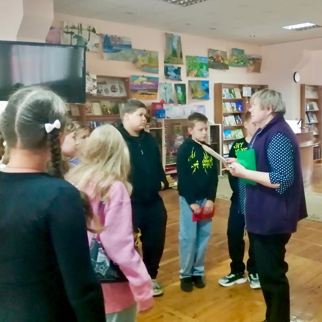 Запишись в библиотеку!