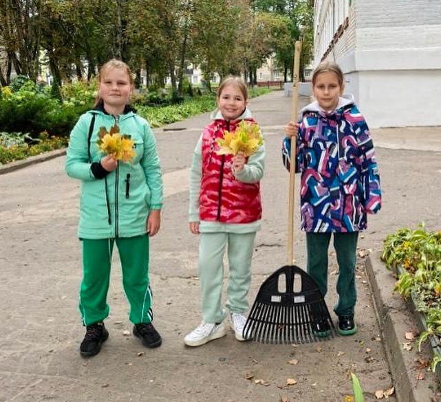Трудовой десант «Опавшие листья»
