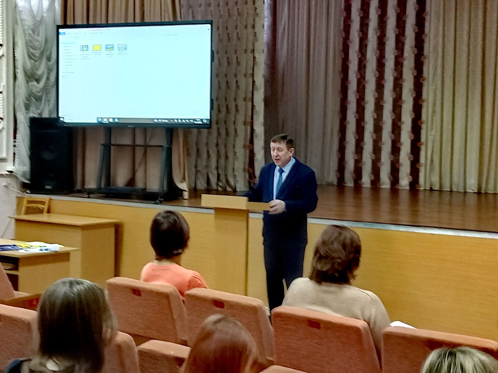 Твой путь в профессию