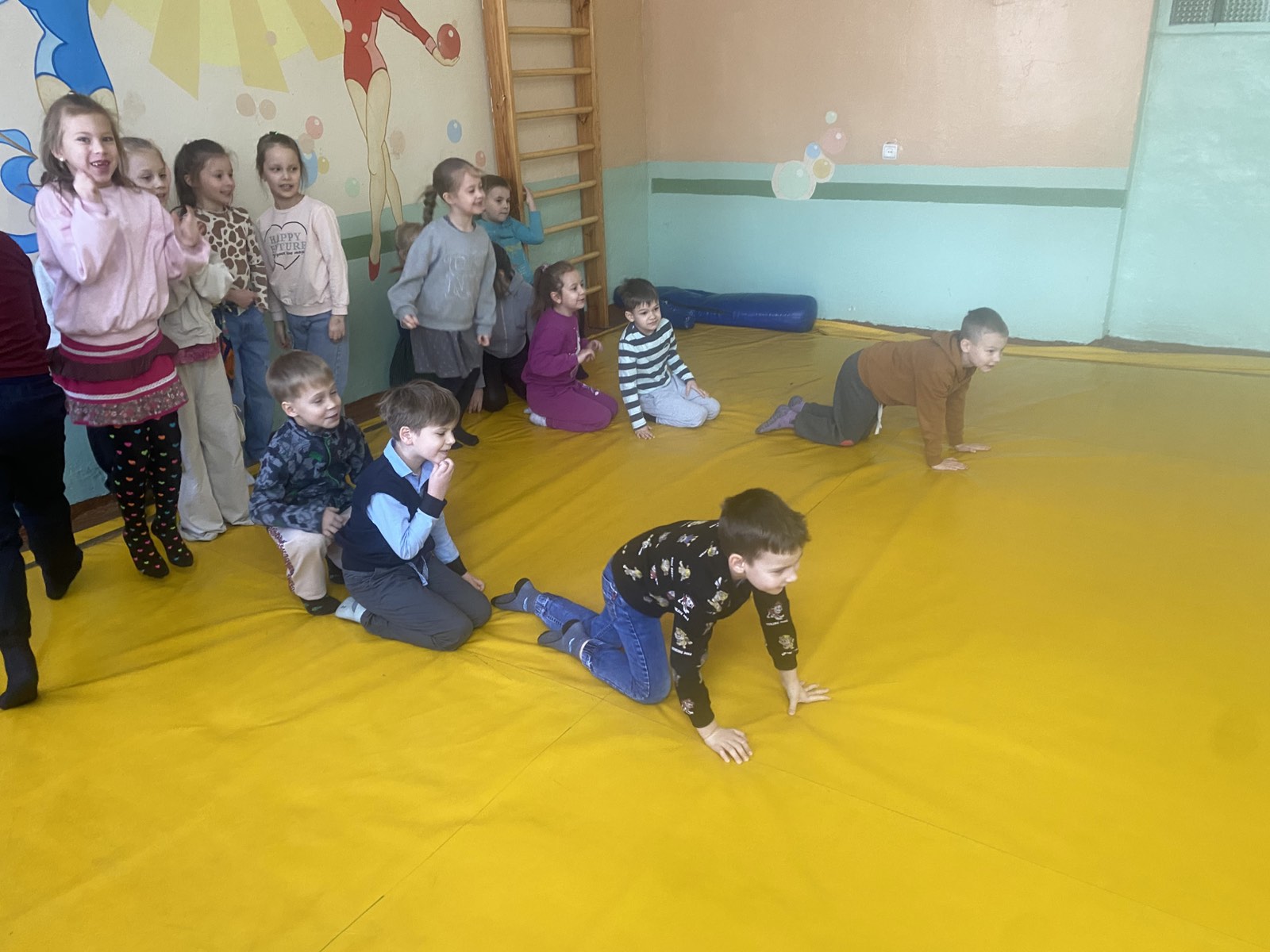 Второй день в оздоровительном лагере «Родничок» был посвящён правовым знаниям