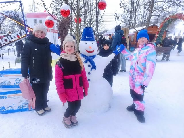 Сказка из льда и снега