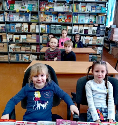 Сегодня на базе школы начал свою работу воспитательно-оздоровительный лагерь «Родничок»