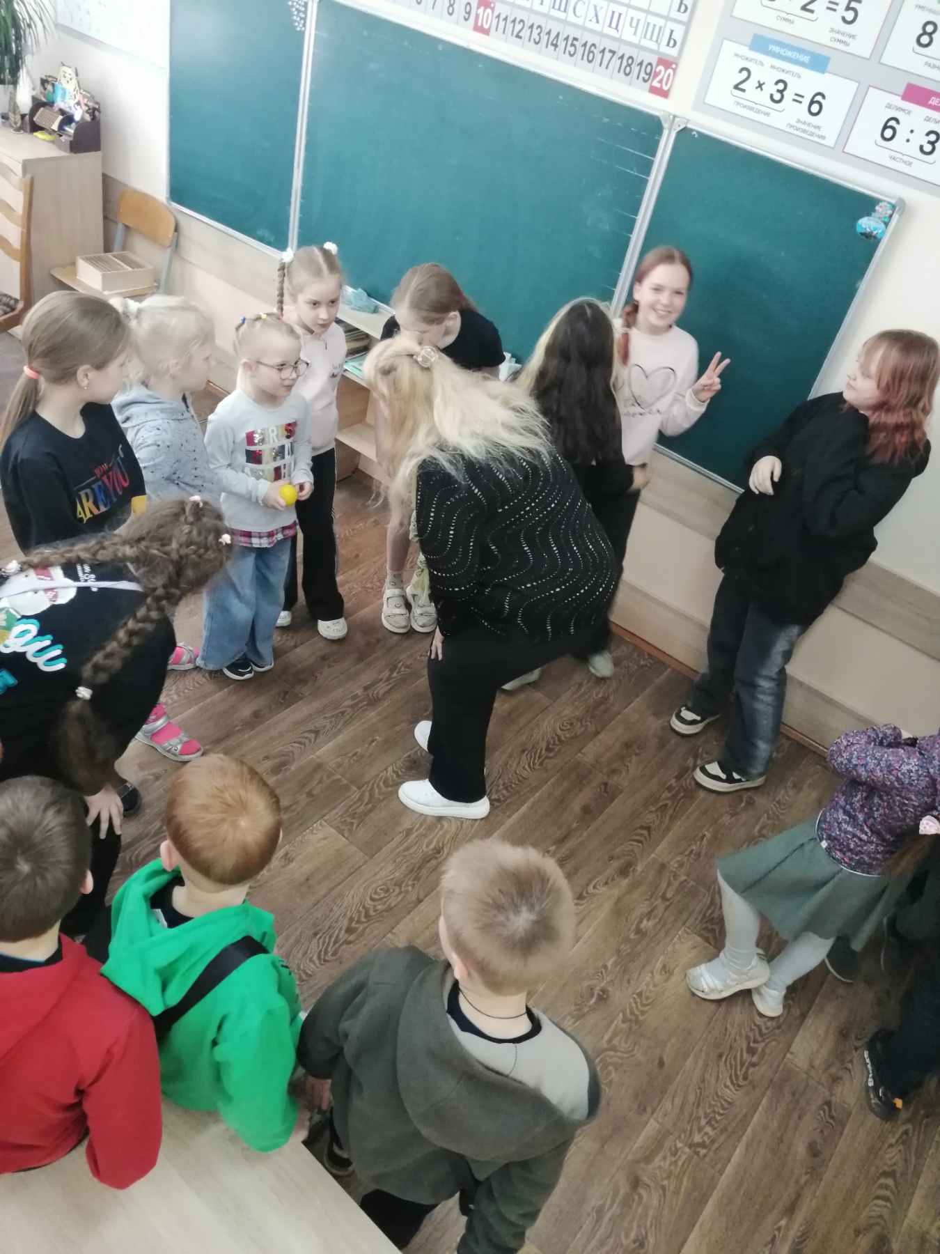 Сегодня на базе школы начал свою работу оздоровительный лагерь «Родничок»