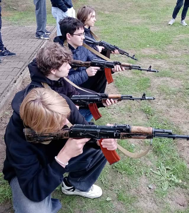 Готовы Родине служить!