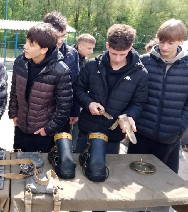 Готовы Родине служить!