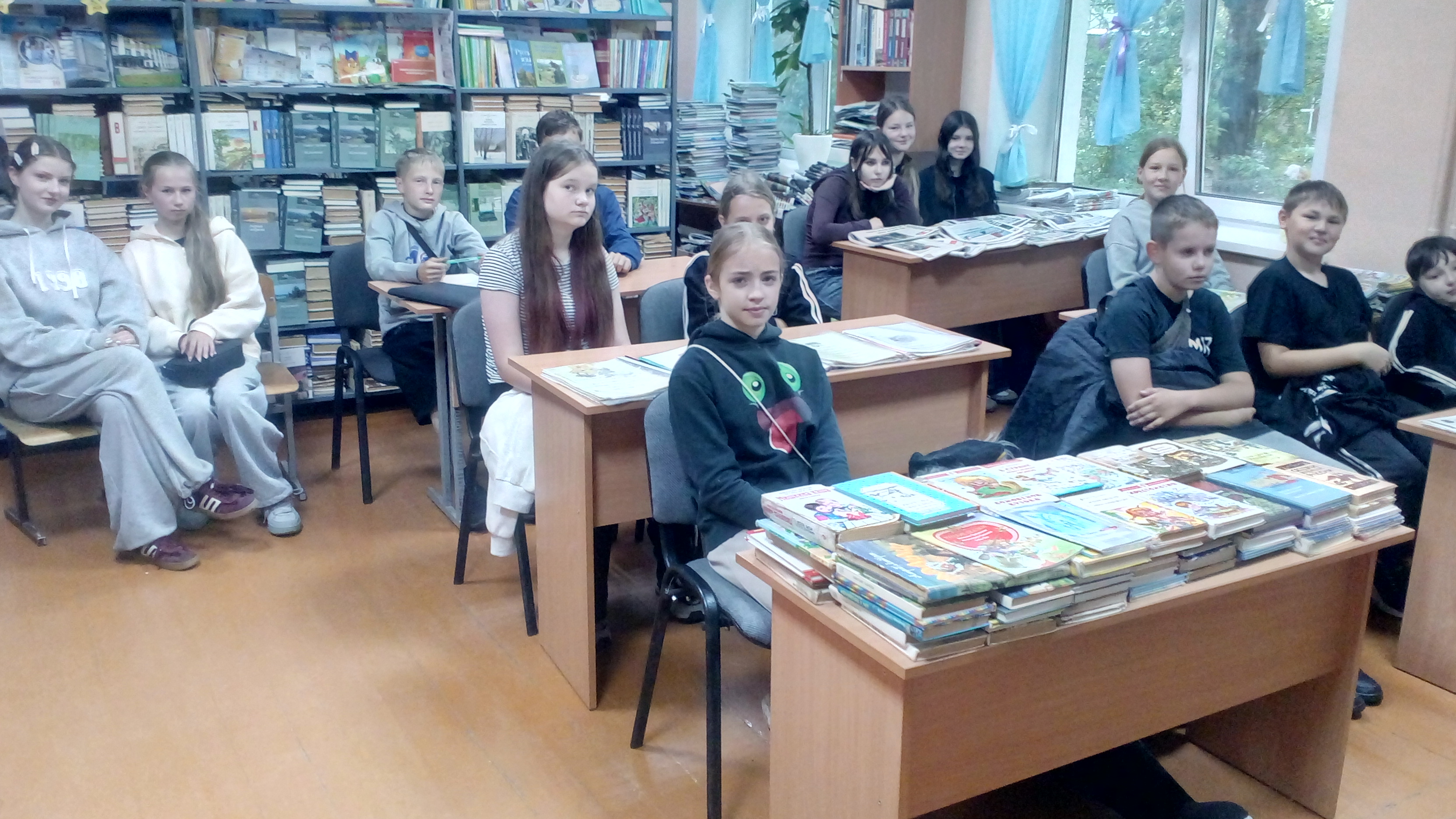 Литературная викторина «Любимых книг заветные страницы. Читаем вместе, читаем всей семьей».
