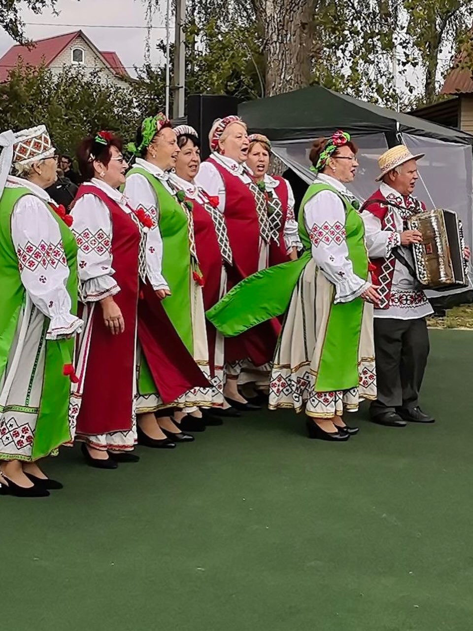 С днем деревни!